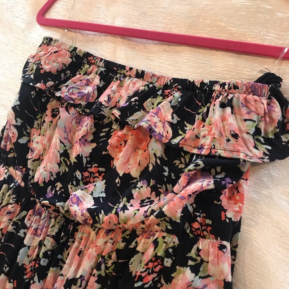 Floral print strapless mini dress with ruffle top - Picture 4 of 4